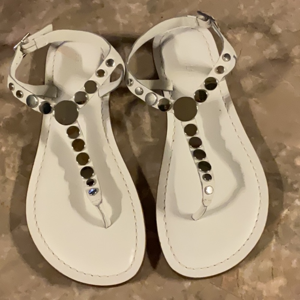 NWOT BERNARDO SANDALS
